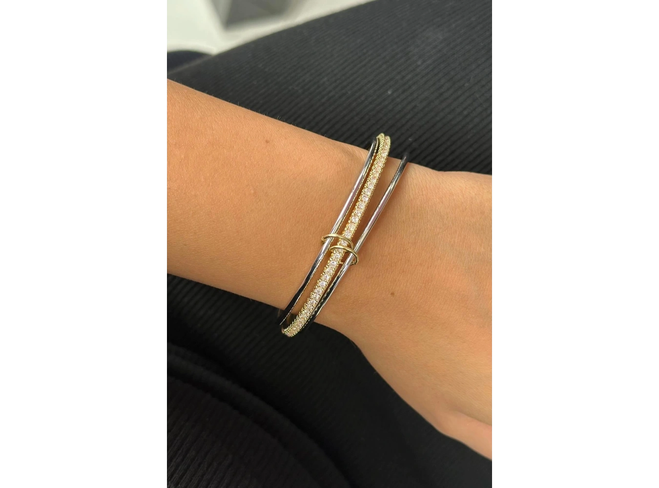 Altın Ve Gümüş Renk Taş Detaylı Üçlü Bilezik