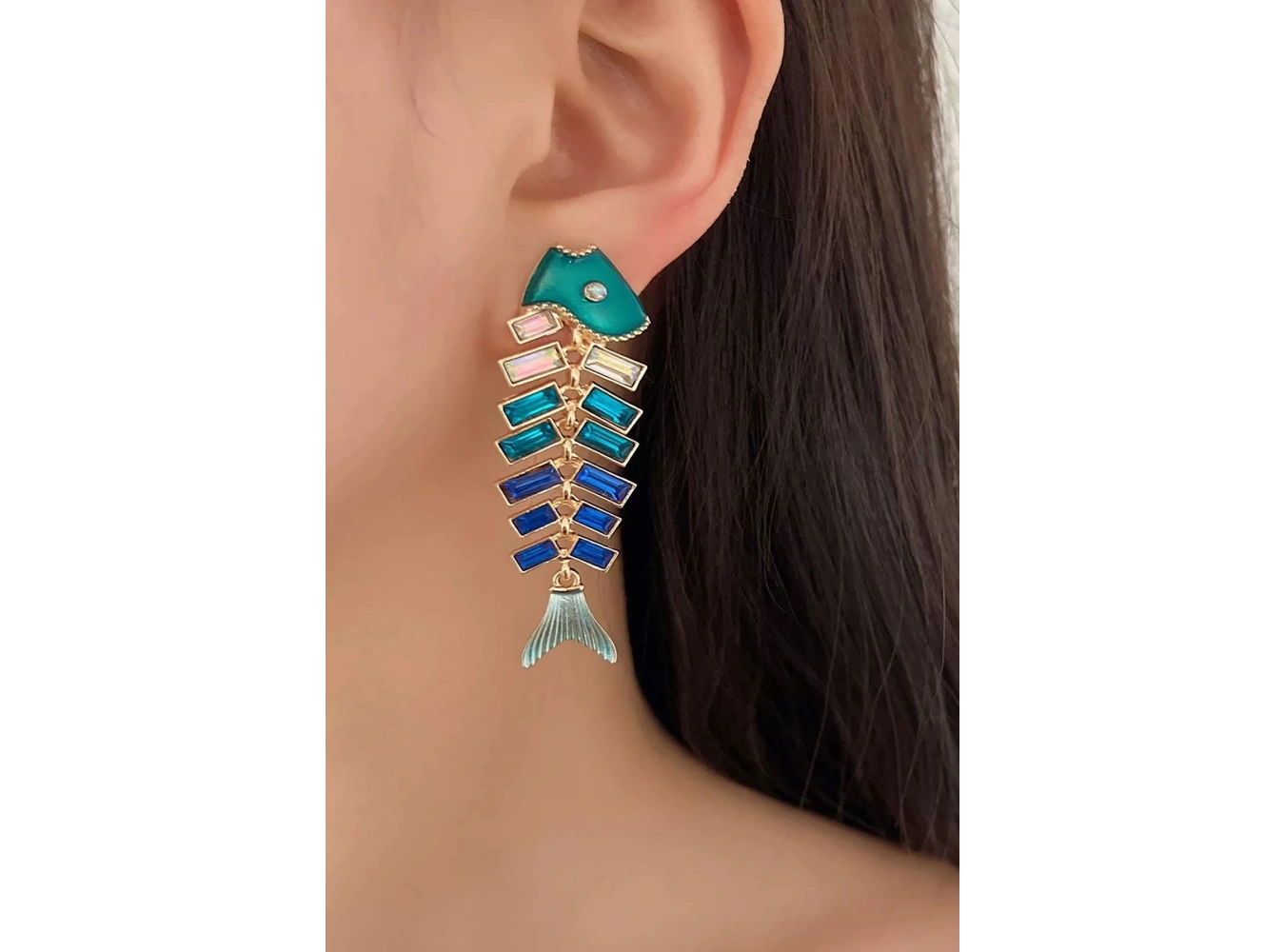 Altın Ve Mavi Renk Balık Figürlü Taş Detaylı Küpe (Çift)