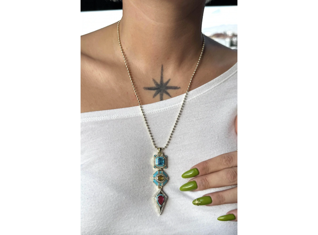 Altın Ve Mavi Renk Taş Detaylı 14K Altın Kaplama VİP Kolye