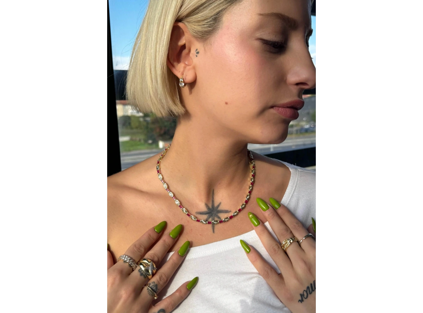 Altın Ve Pembe Renk Taş Detaylı 14K Altın Kaplama VİP Kolye