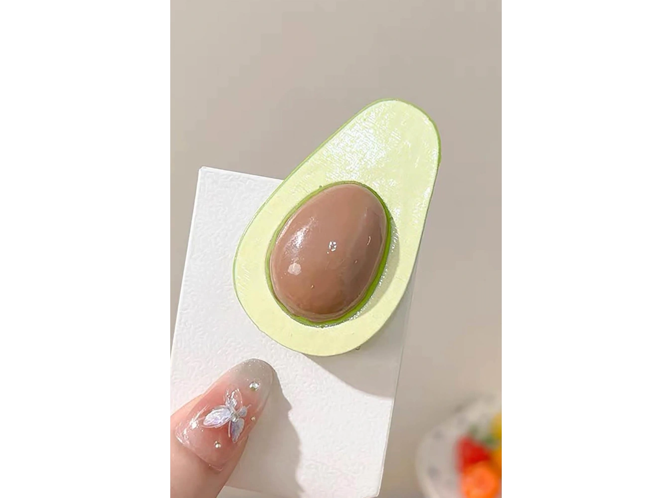 Avakado Figürlü Yan Toka