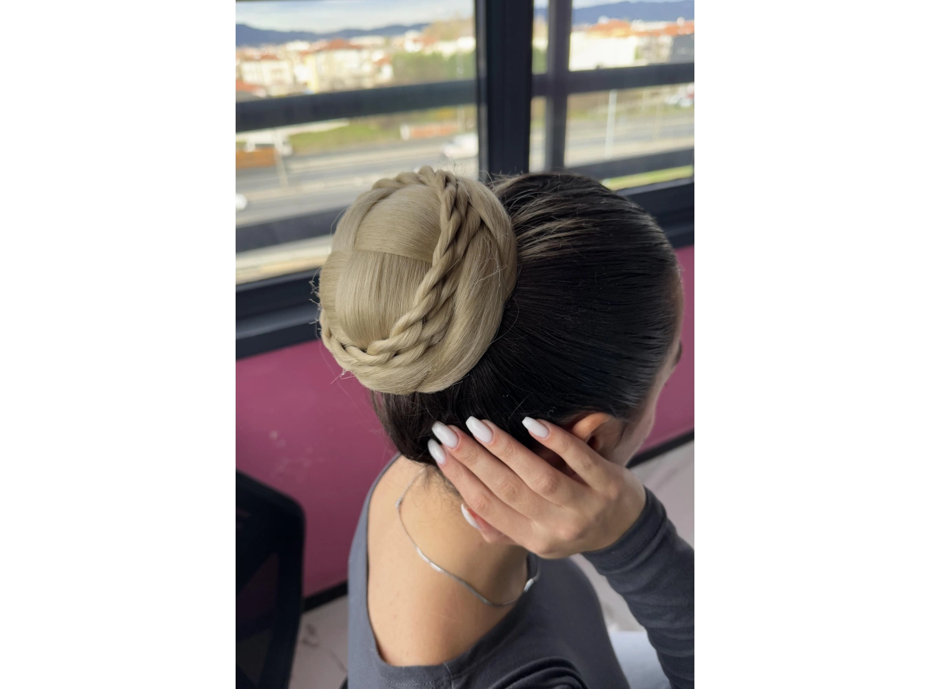 Bal Köpüğü Renk Örgülü Topuz Tokası