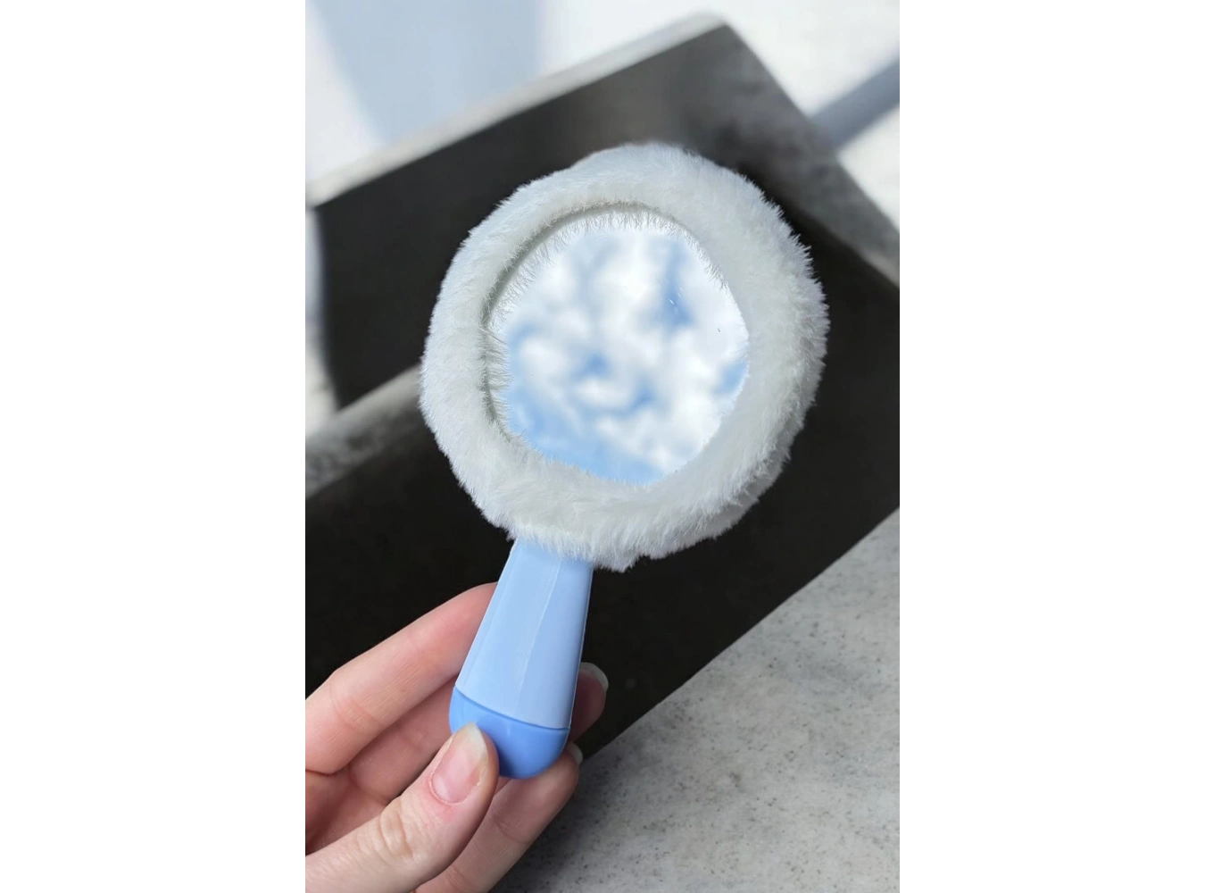 Beyaz Renk Ayıcık Figürlü Peluş El Aynası