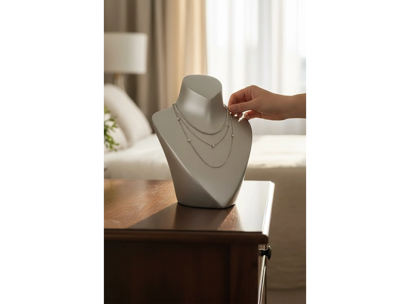 Beyaz Renk Boyun Manken Takı Standı Kolye Askısı