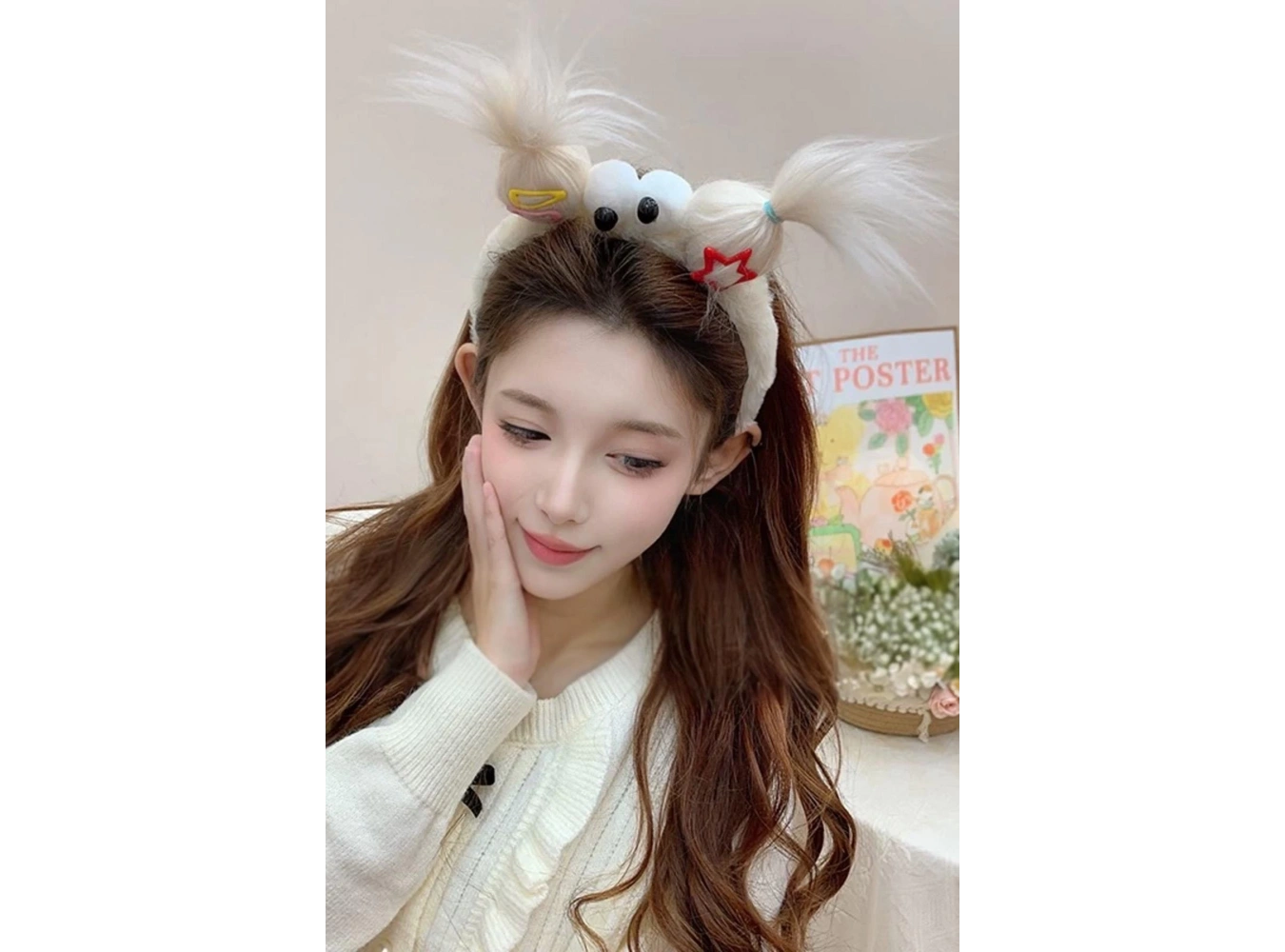 Beyaz Renk Canavar Figürlü Peluş Taç