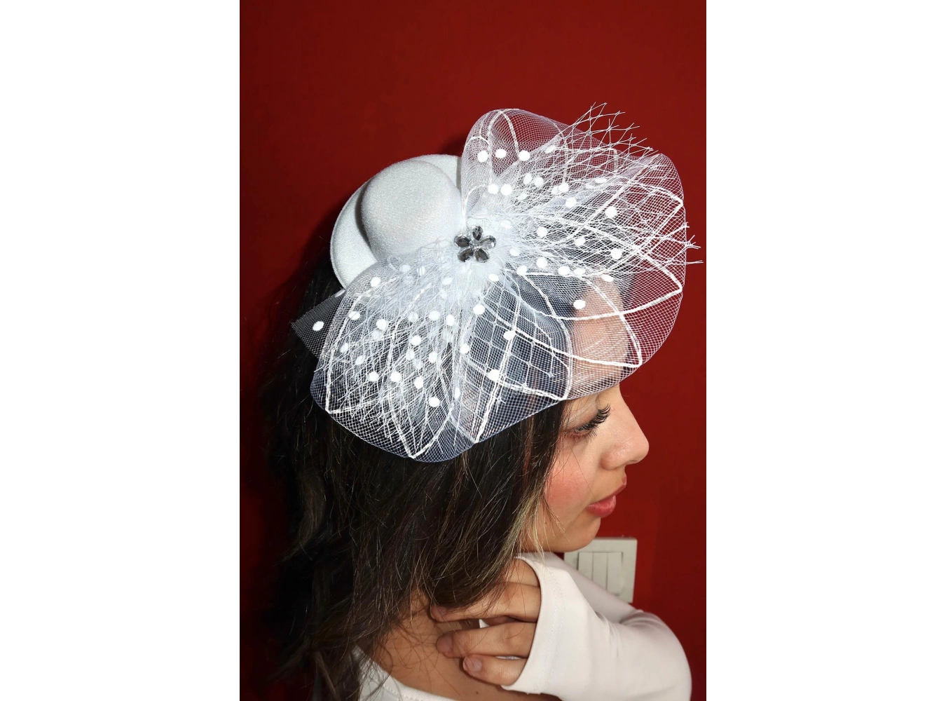 Beyaz Renk Çiçek Detaylı Nikah Şapkası/Vualet Şapka