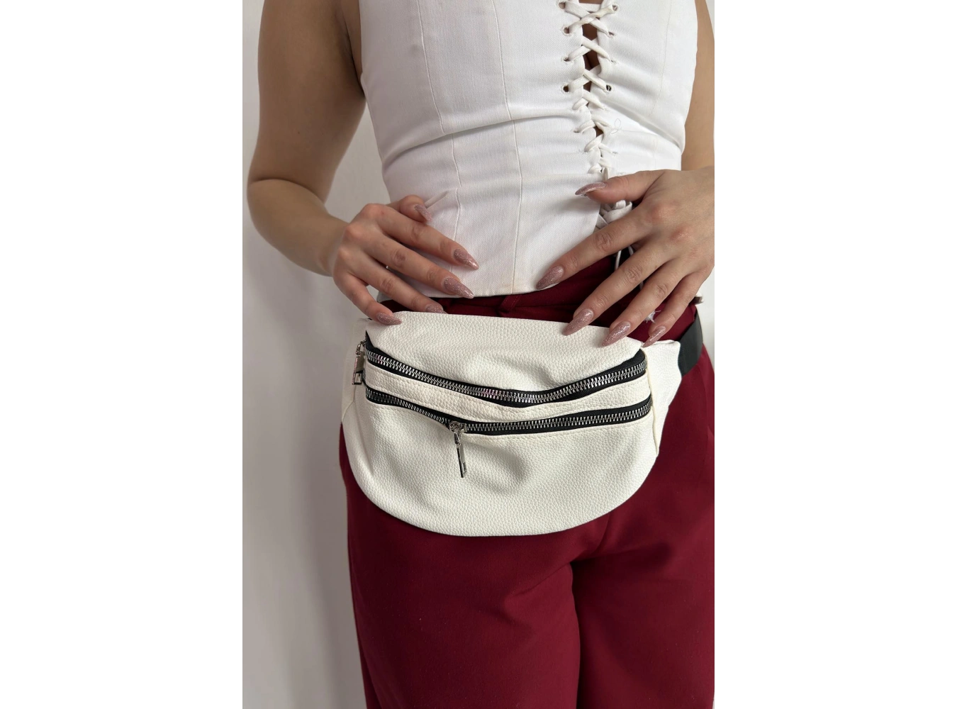 Beyaz Renk Deri Bel Çantası