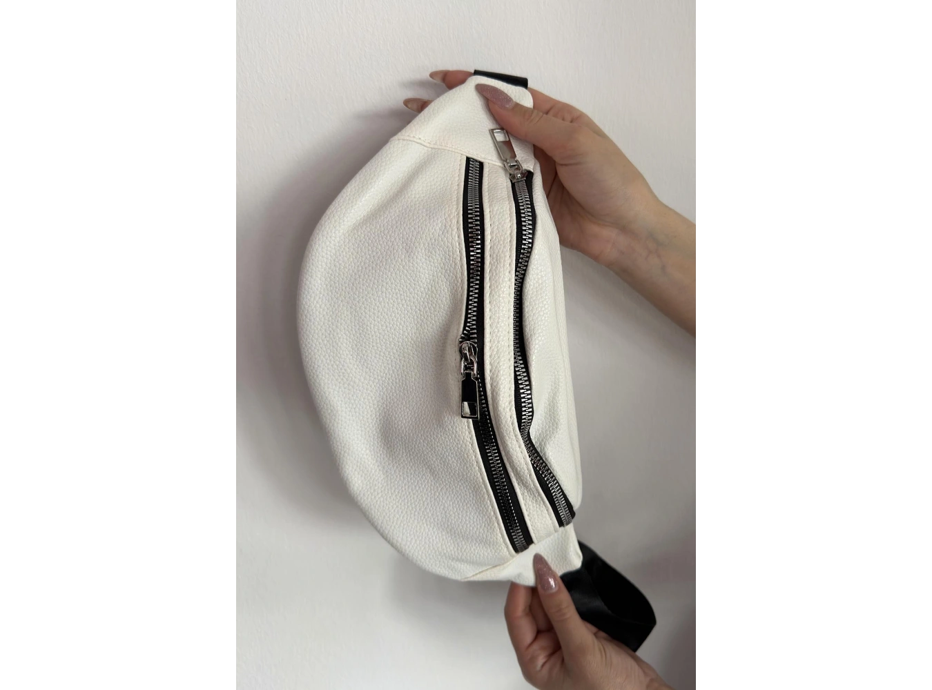 Beyaz Renk Deri Bel Çantası