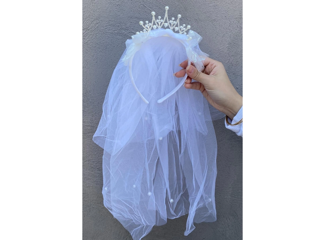 Beyaz Renk Duvak Detaylı Bride To Be Tacı