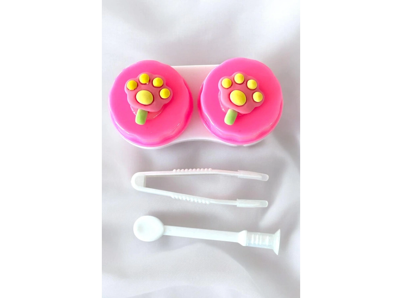 Beyaz Renk Fuşya Pati Figürlü Lens Saklama Kutusu