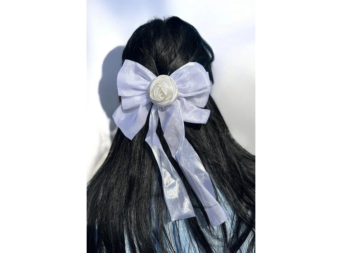 Beyaz Renk Gül Figürlü Kurdele Pens Toka