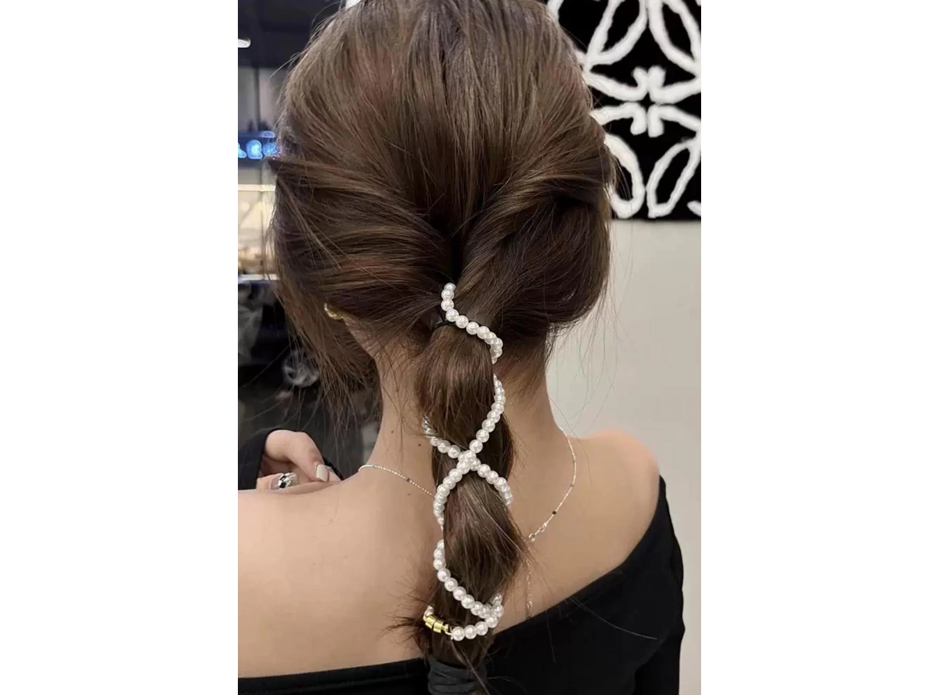 Beyaz Renk İnci Detaylı Saç Aksesuarı