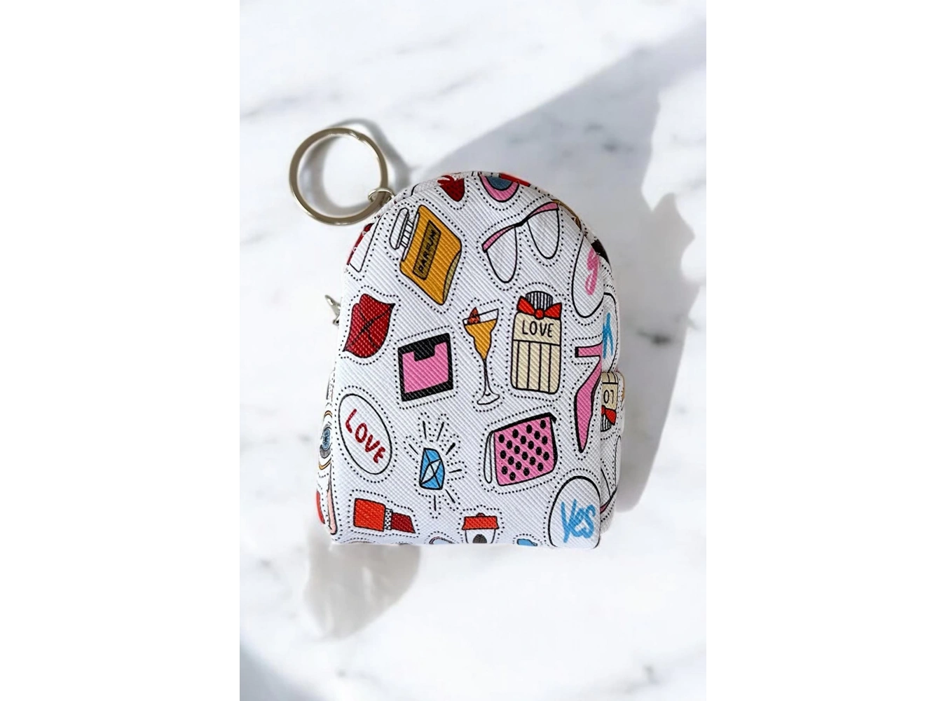 Beyaz Renk Karışık Figürlü Anahtarlık Cüzdan