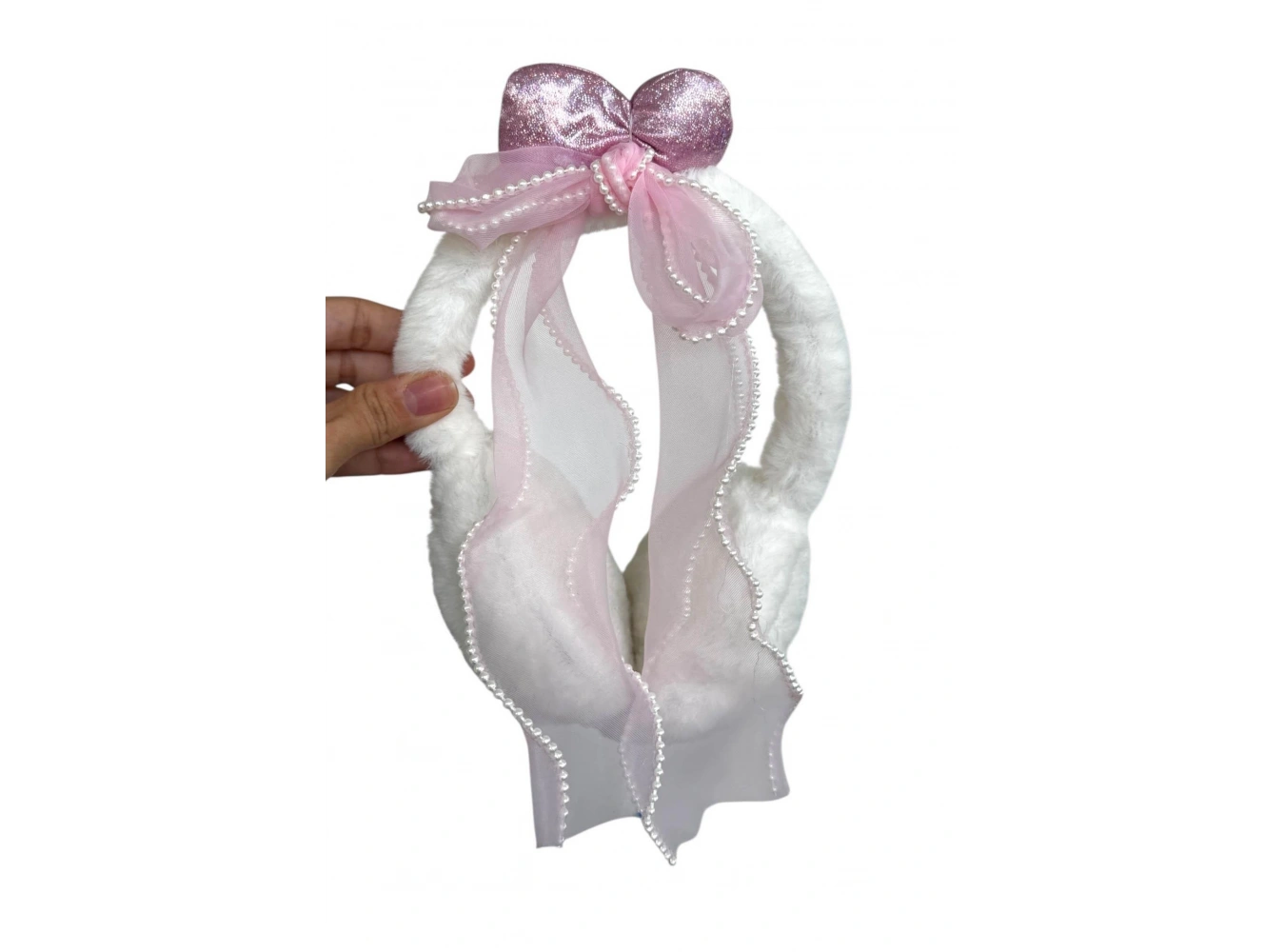 Beyaz Renk Kurdele Figürlü Peluş Kulaklık