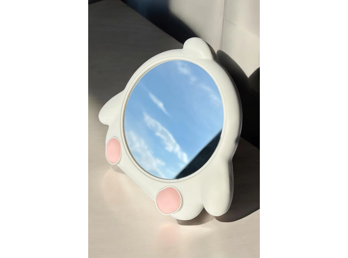 Beyaz Renk Penguen Figürlü Masa Aynası