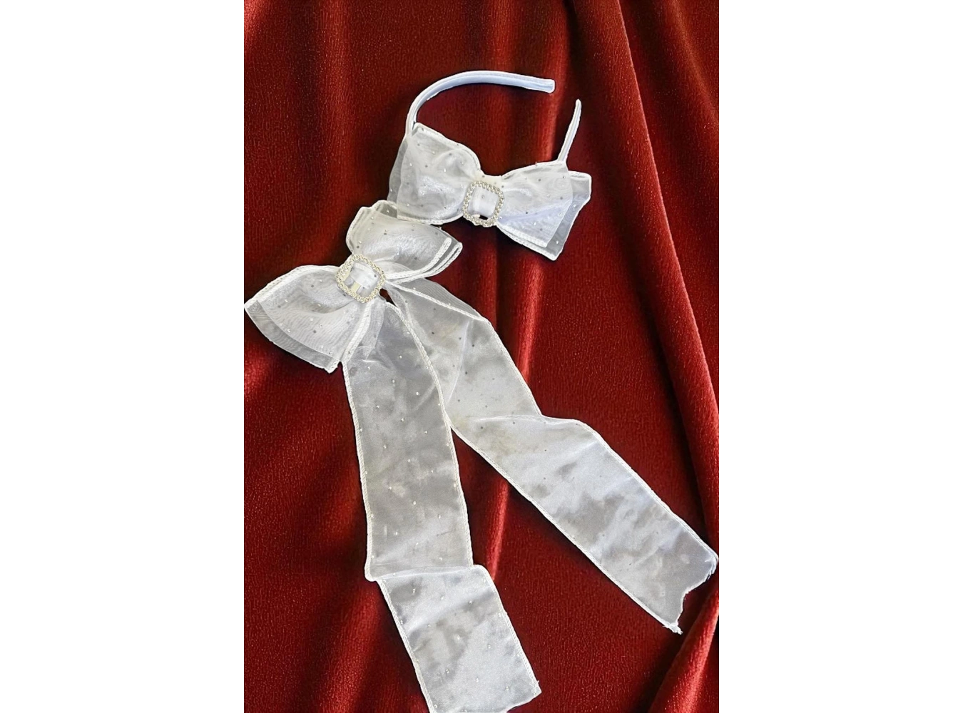 Beyaz Renk Taş Detaylı Otomat Toka Ve Taç Set