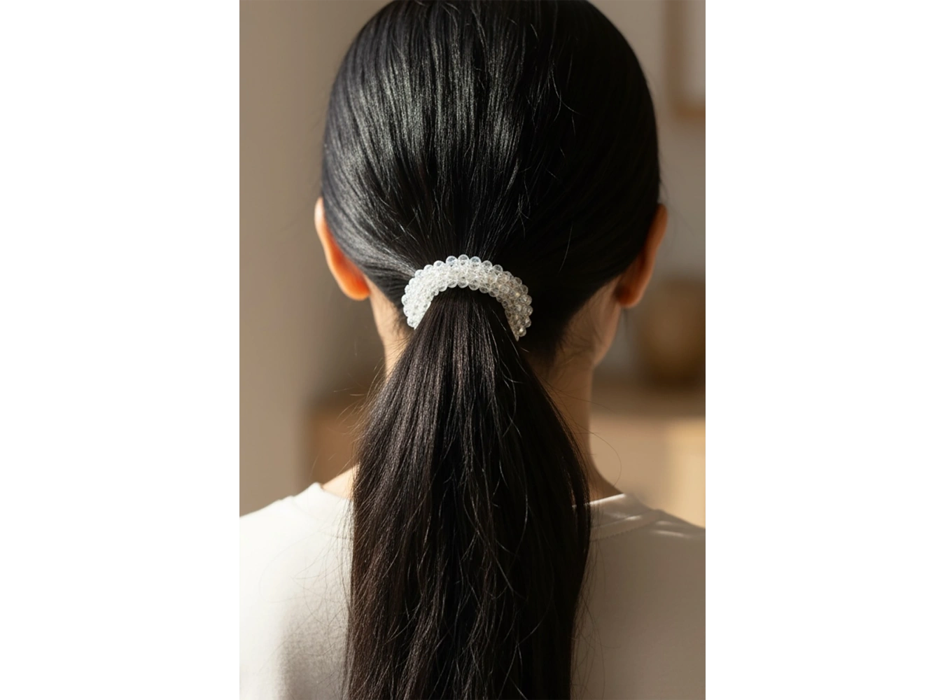 Beyaz Renk Taşlı Lastik Toka