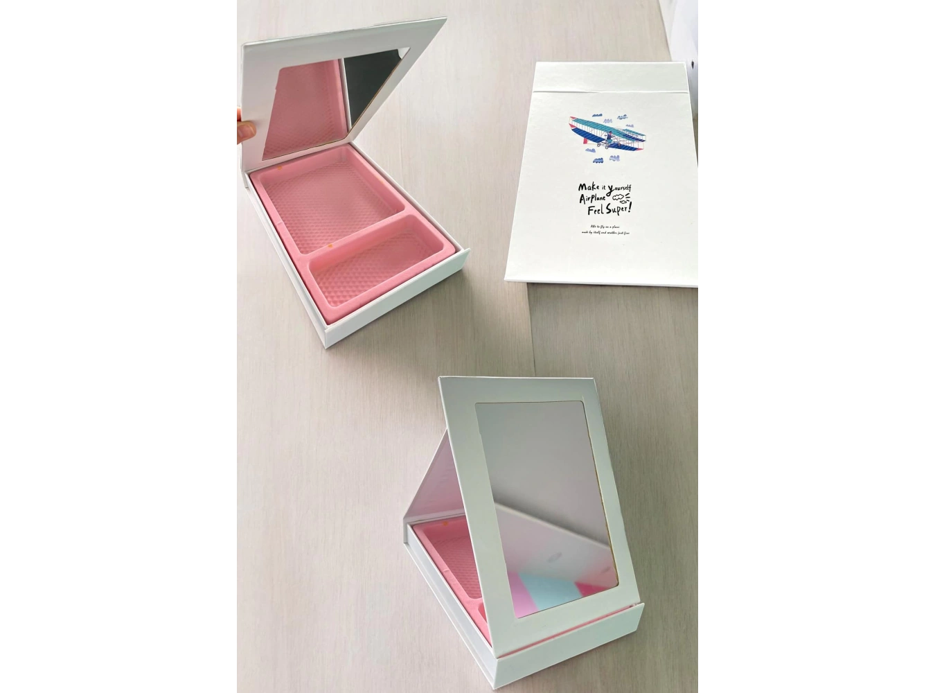 Beyaz Renk Uçurtma Figürlü Ayna Detaylı Takı Organizeri