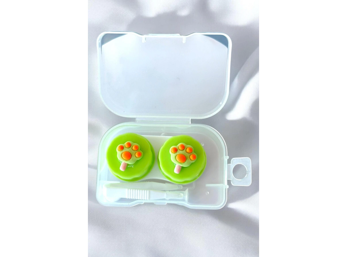 Beyaz Renk Yeşil Pati Figürlü Lens Saklama Kutusu