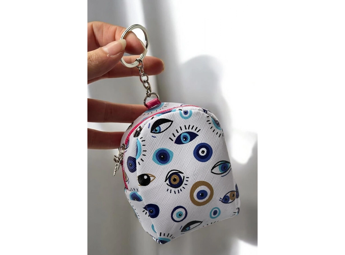 Beyaz Ve Mavi Renk Nazar Boncuğu Figürlü Anahtarlık Cüzdan