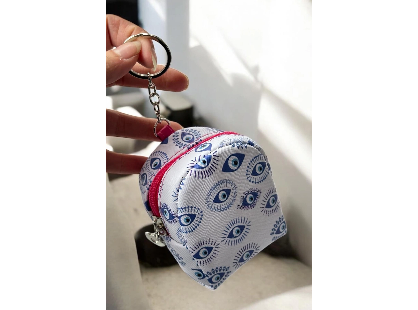 Beyaz Ve Mavi Renk Nazar Boncuğu Figürlü Anahtarlık Cüzdan