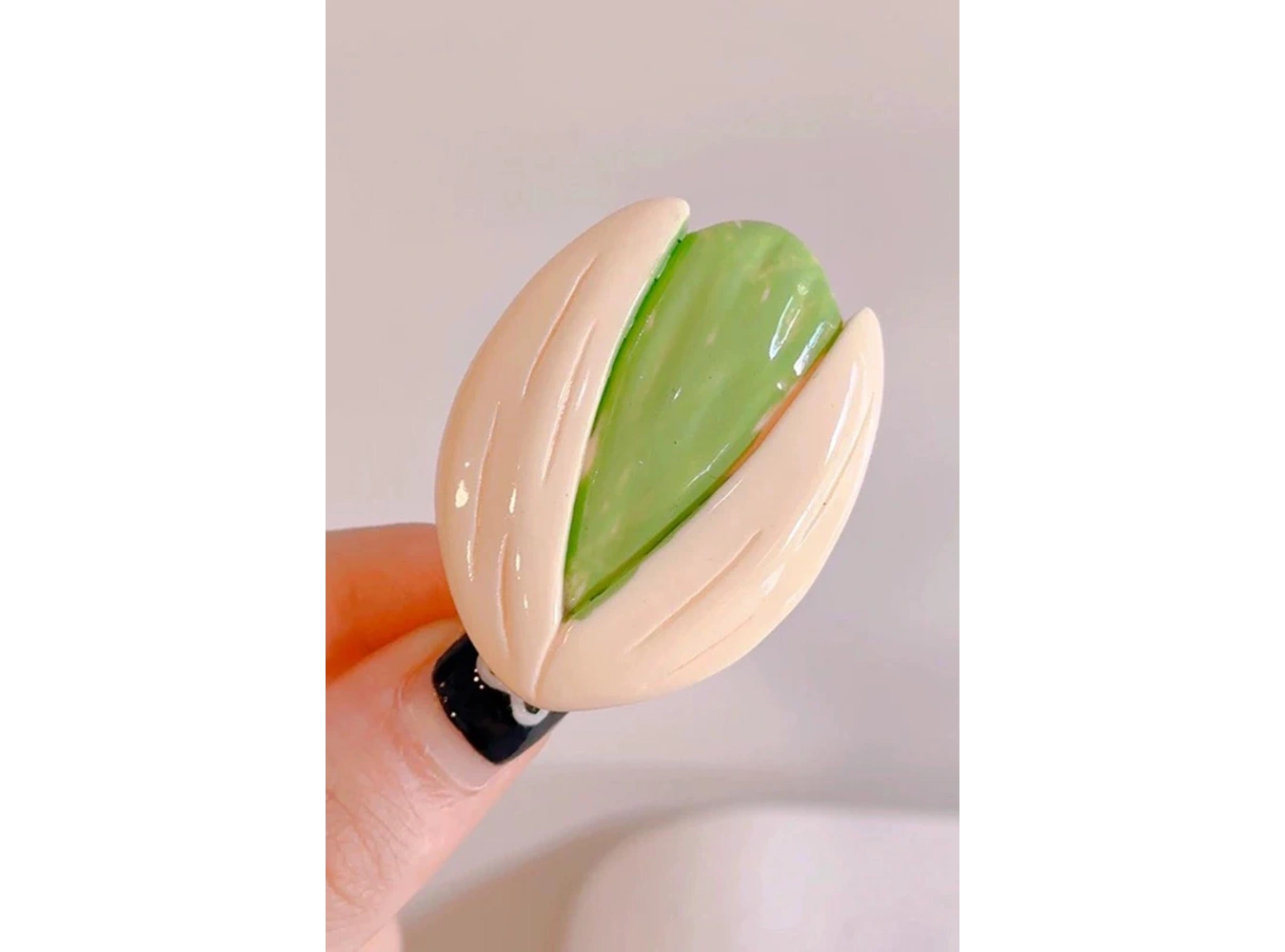 Fıstık Figürlü Yan Toka