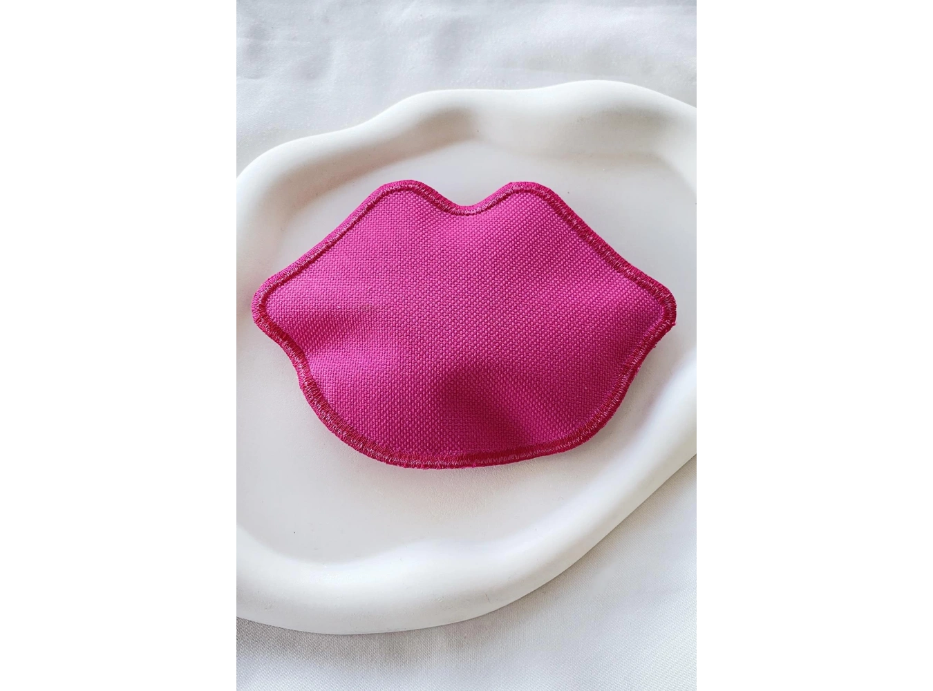 Fuşya Renk Dudak Detaylı Kadın Cüzdan