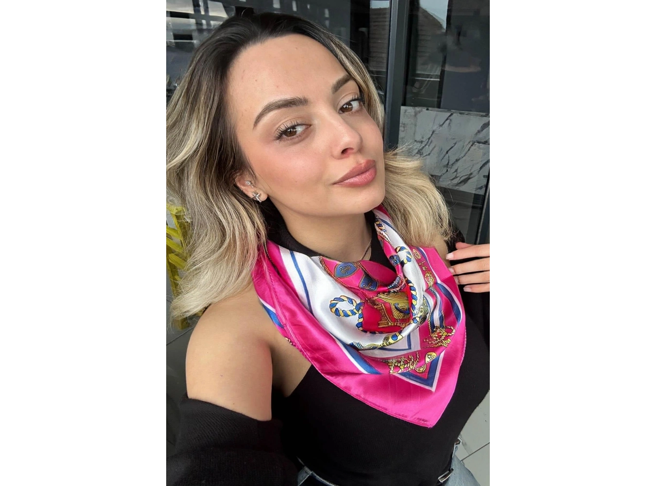 Fuşya Renk Karışık Desenli Saten Şal/Fular