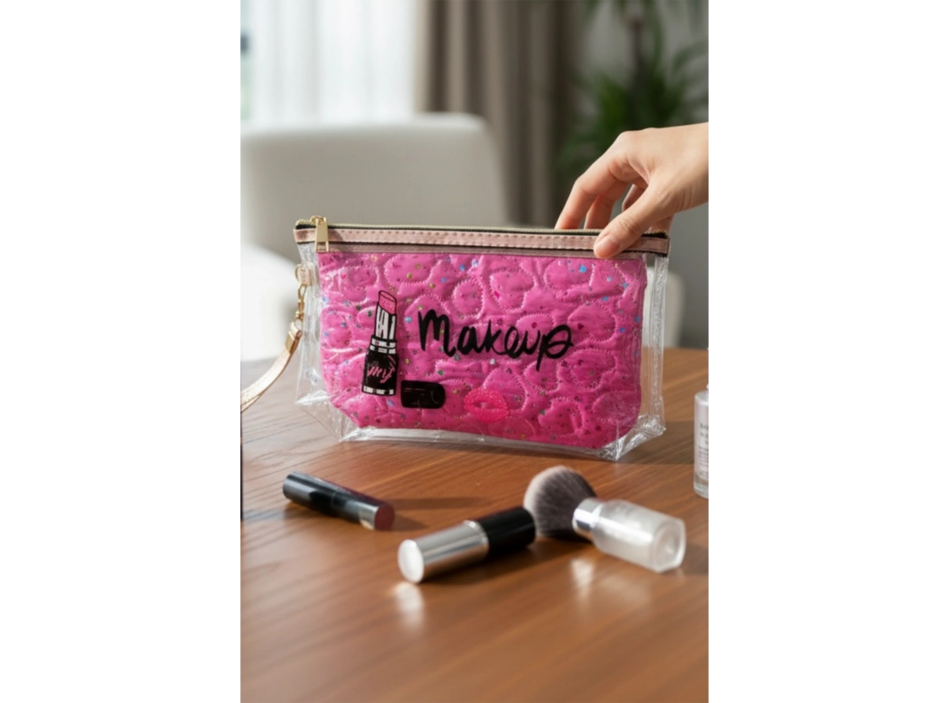 Fuşya Renk Makeup Yazılı Makyaj Çantası