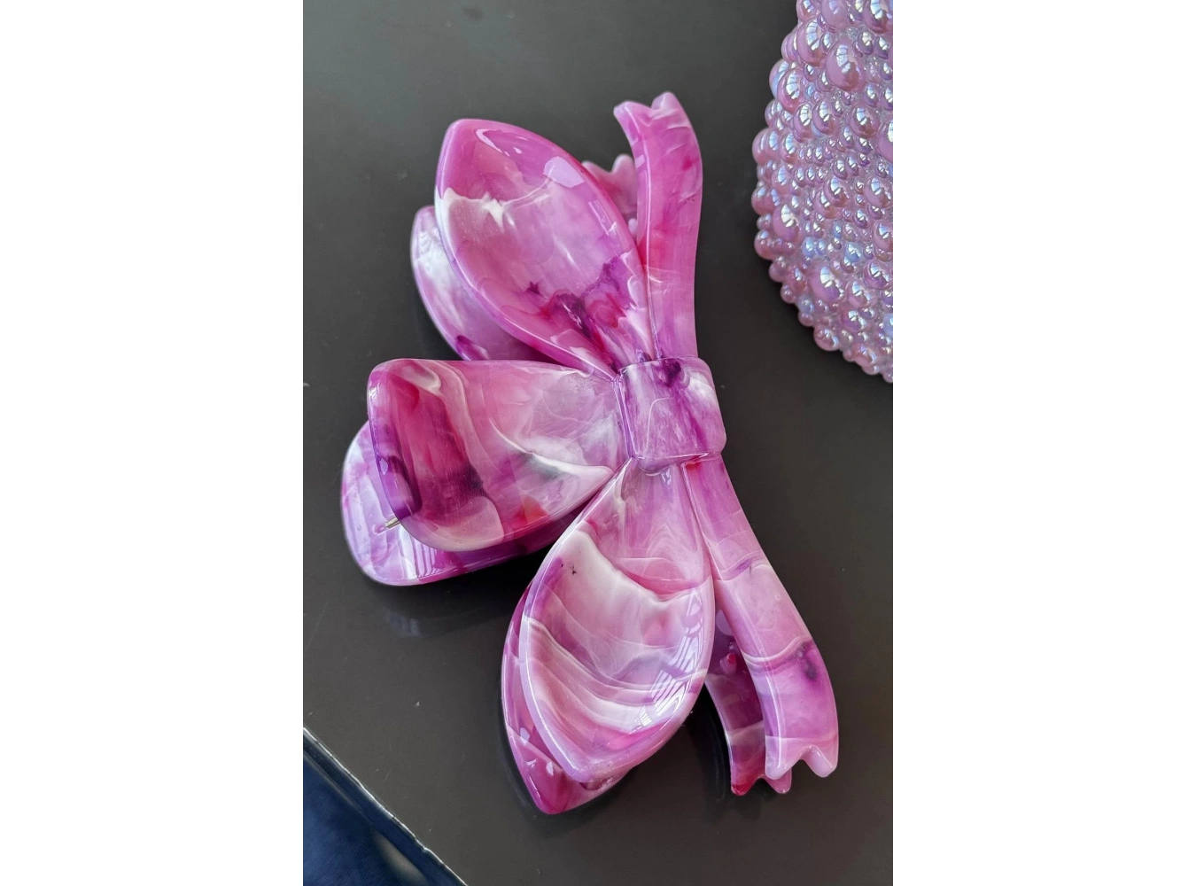 Fuşya Renk Mermer Desenli Kemik Mandal Toka