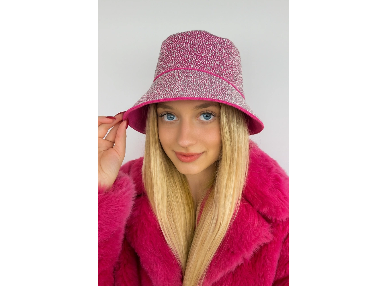 Fuşya Renk Taş Detaylı Tasarım Şapka