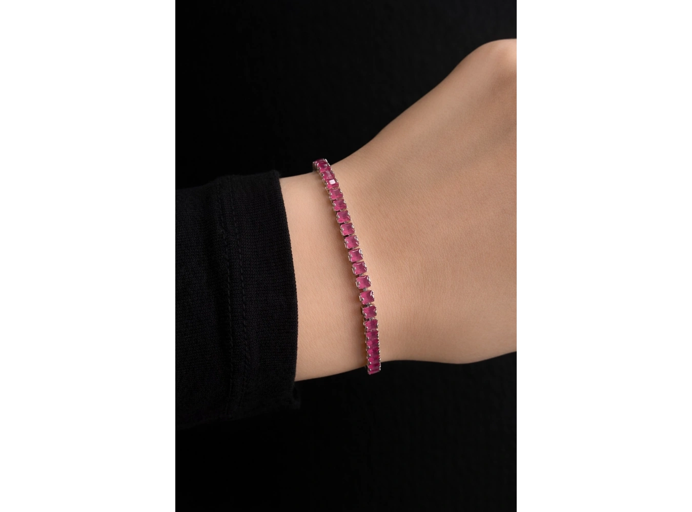 Fuşya Renk Taşlı Su Yolu Bileklik