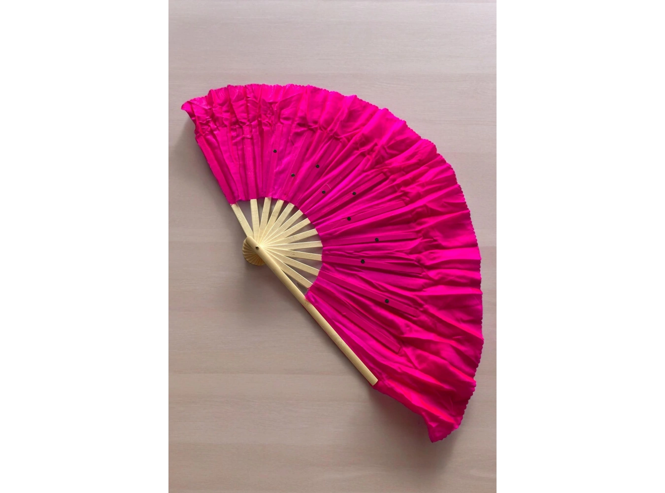 Fuşya Renk Yelpaze (Büyük Boy)