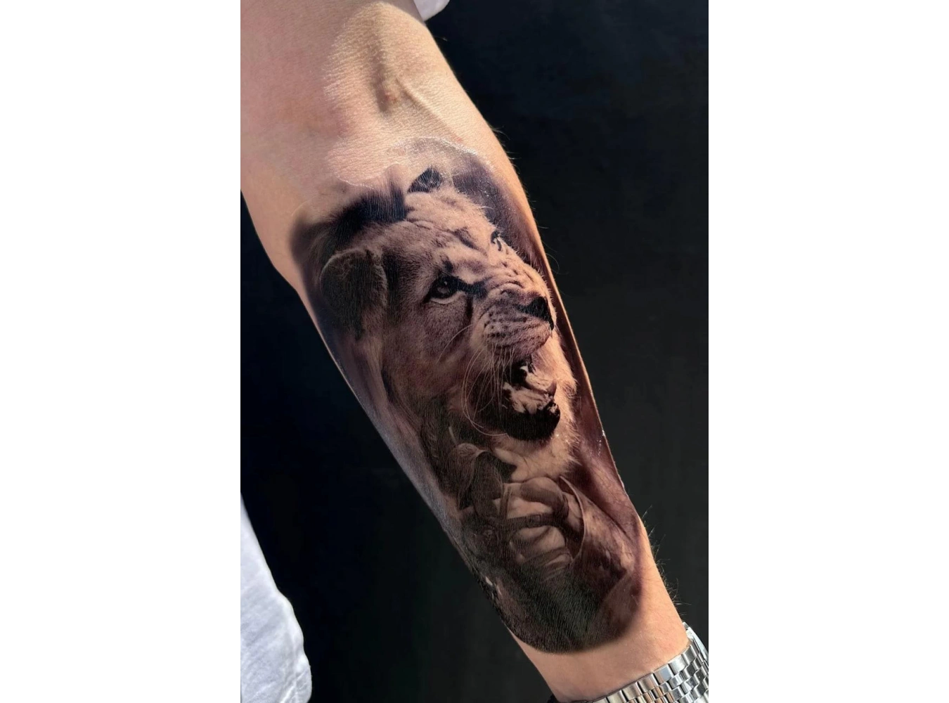 Geçici Aslan Figürlü Dövme Tattoo