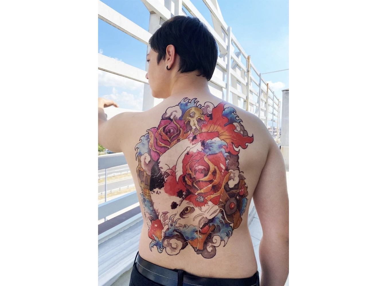 Geçici Balık Modelli Sırt Dövme Tattoo