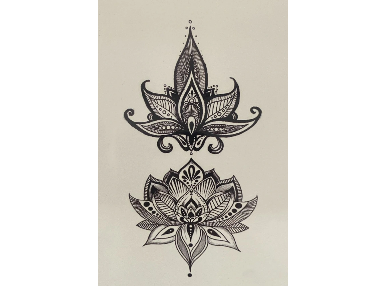 Geçici Çiçek Figürlü Dövme Tatto