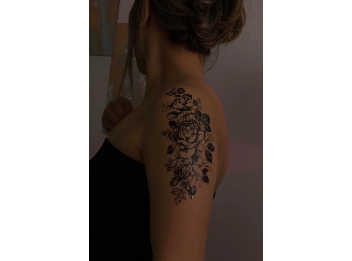 Geçici Çiçek Figürlü Dövme Tattoo