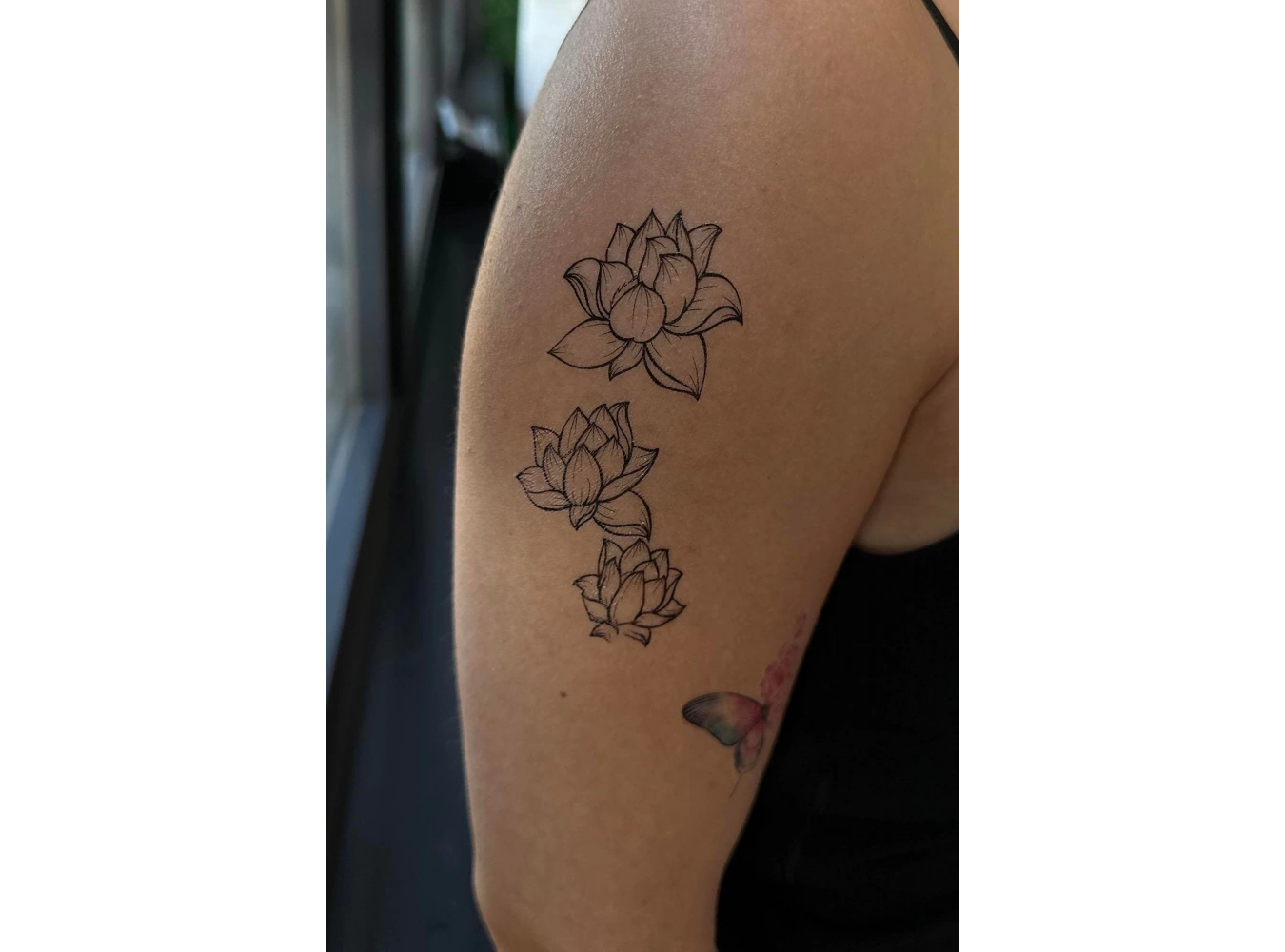 Geçici Çiçek Figürlü Mini Dövme Tattoo