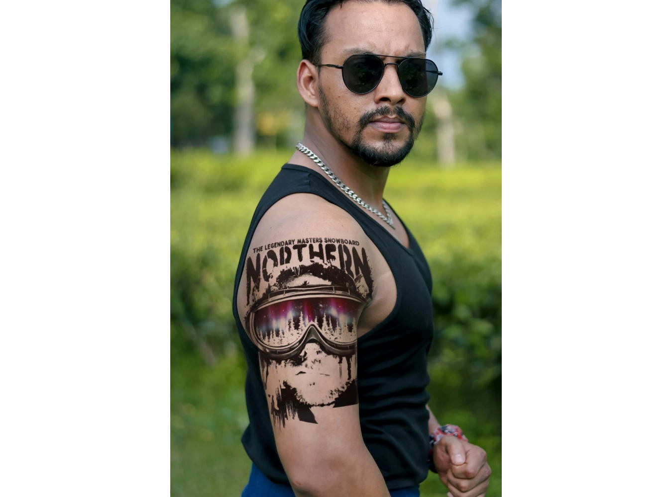 Geçici Erkek Modelli ve Yazılı Dövme Tattoo