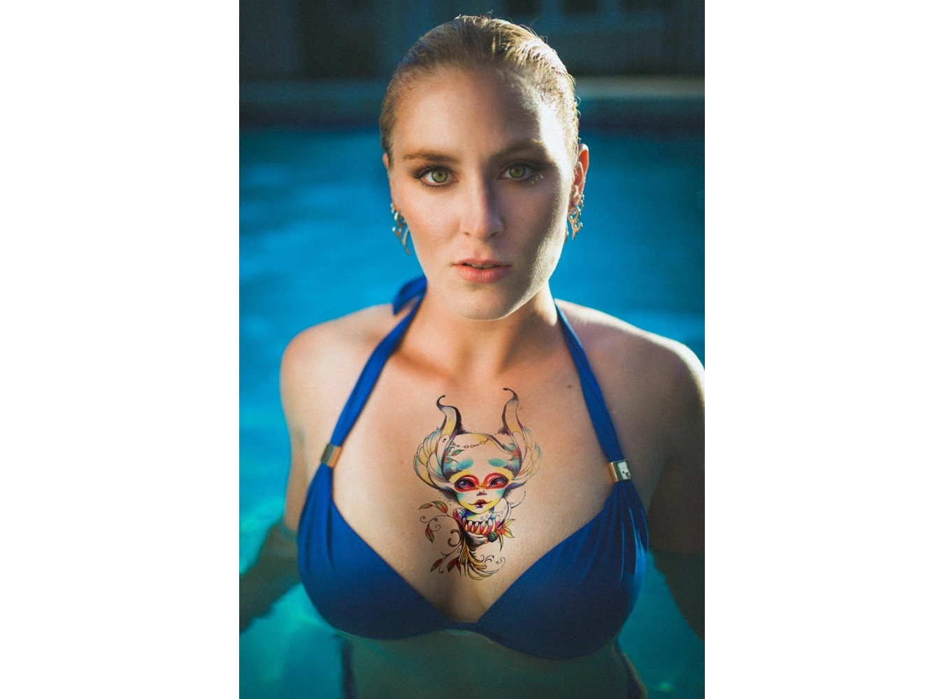 Geçici Kadın Modelli Dövme Tattoo