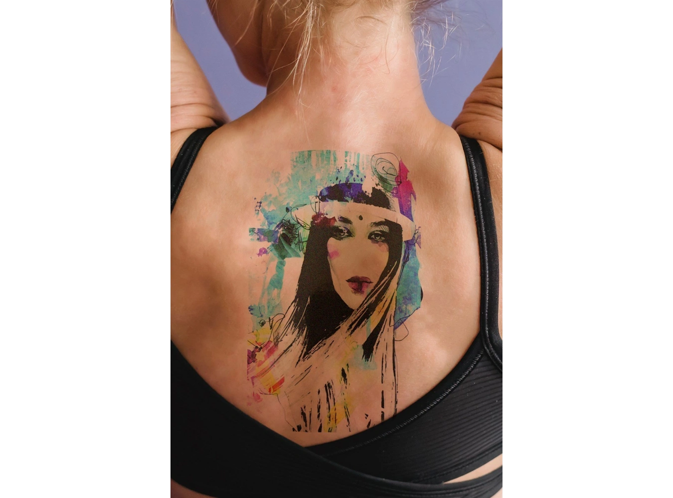 Geçici Kadın Modelli Dövme Tattoo