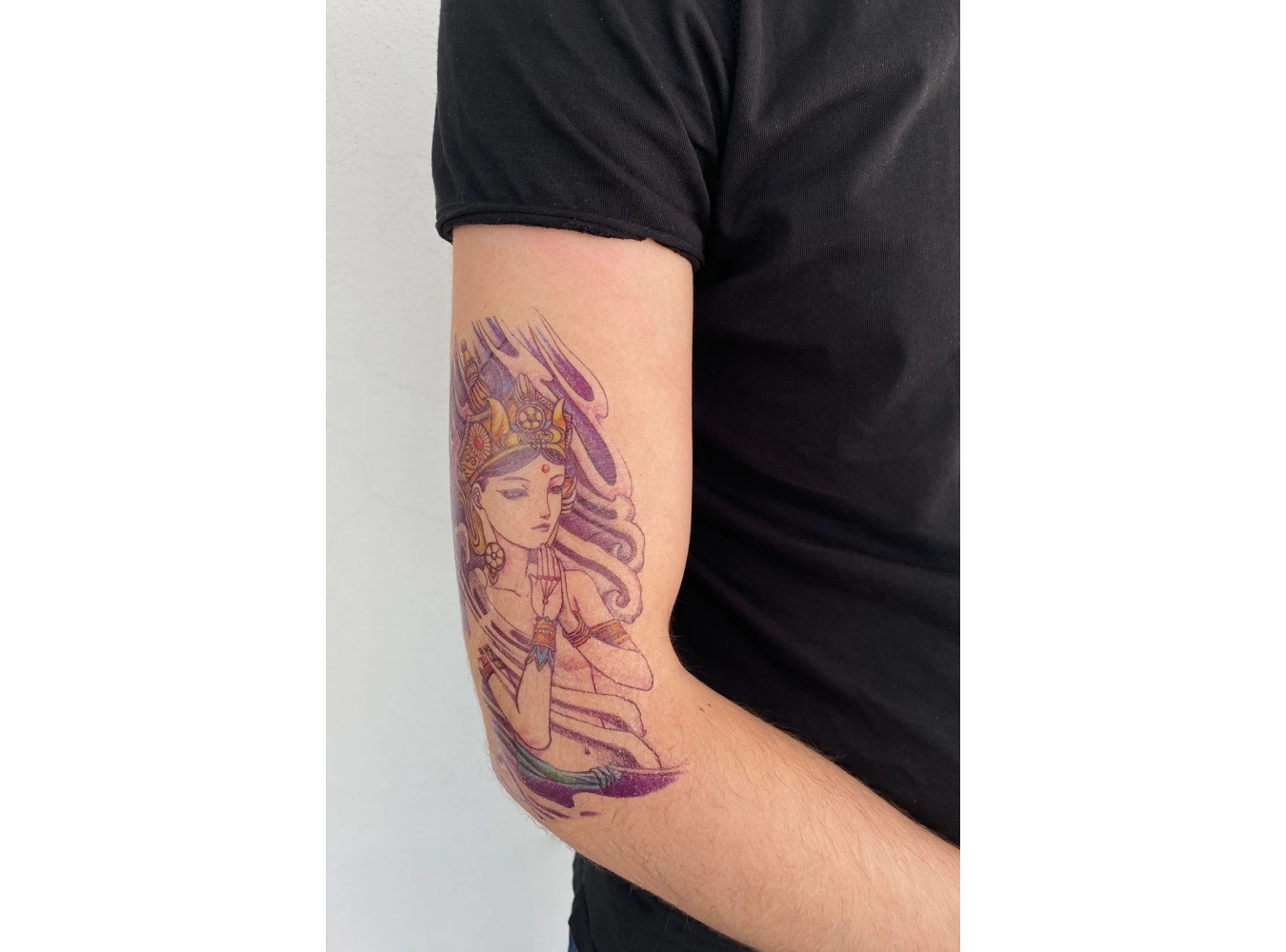 Geçici Kadın Modelli Dövme Tattoo