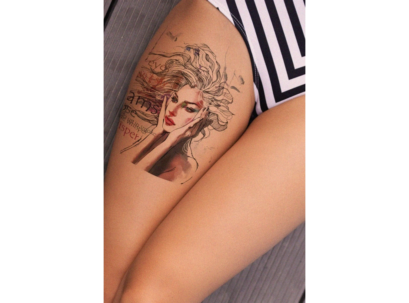 Geçici Kadın Modelli ve Yazılı Dövme Tattoo