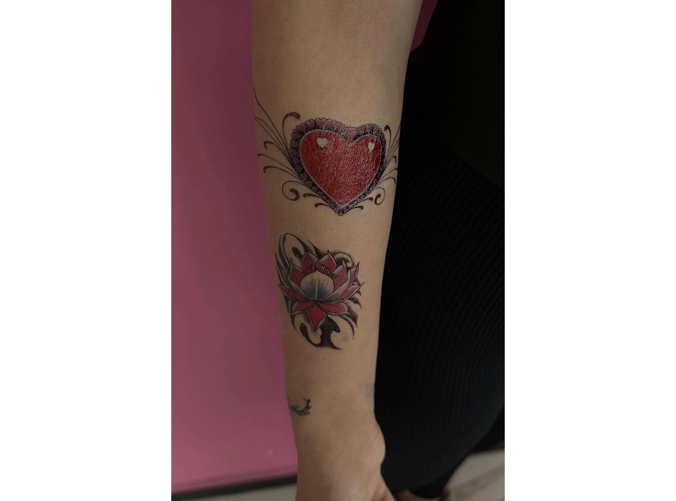 Geçici Kalp Ve Çiçek Figürlü Dövme Tattoo