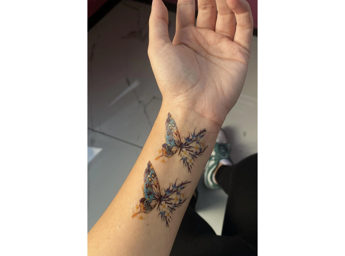 Geçici Kelebek Figürlü Dövme Tattoo