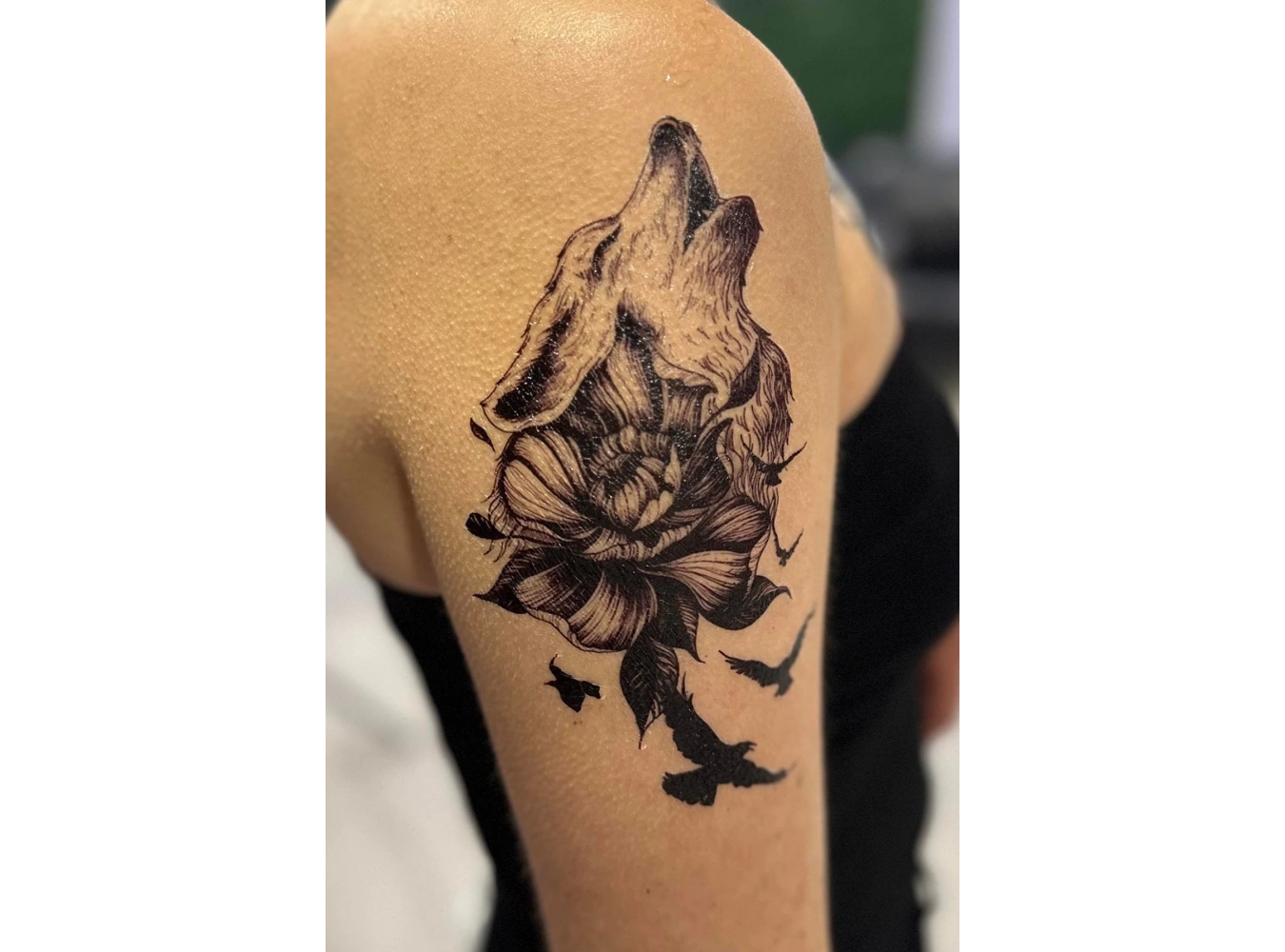 Geçici Kurt Figürlü Dövme Tattoo