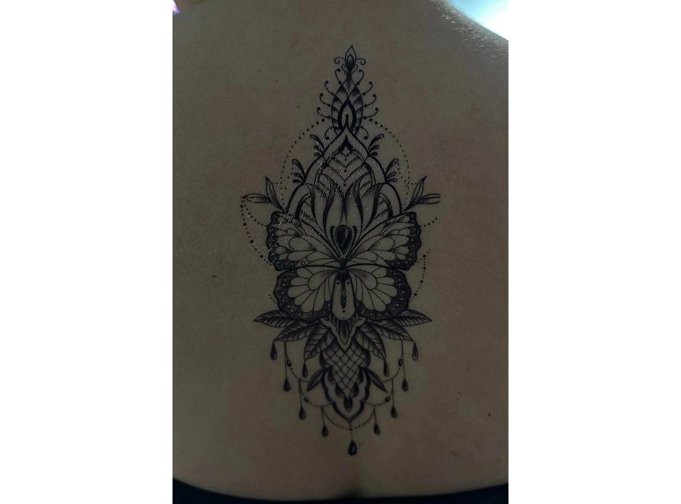 Geçici Lotus Figürlü Dövme Tattoo