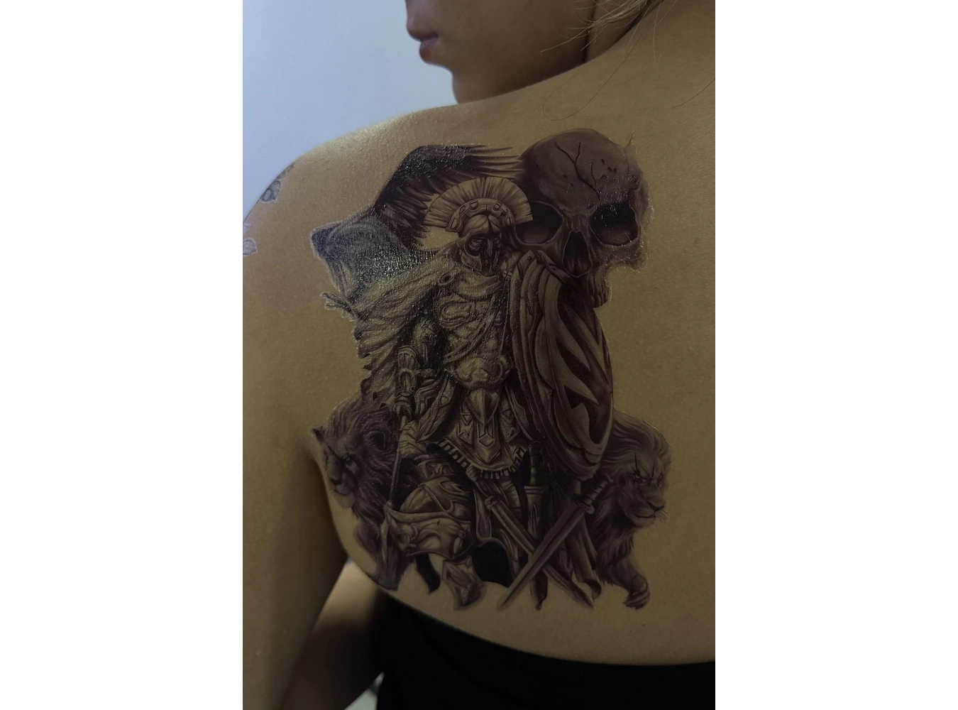 Geçici Savaşçı Figürlü Dövme Tattoo