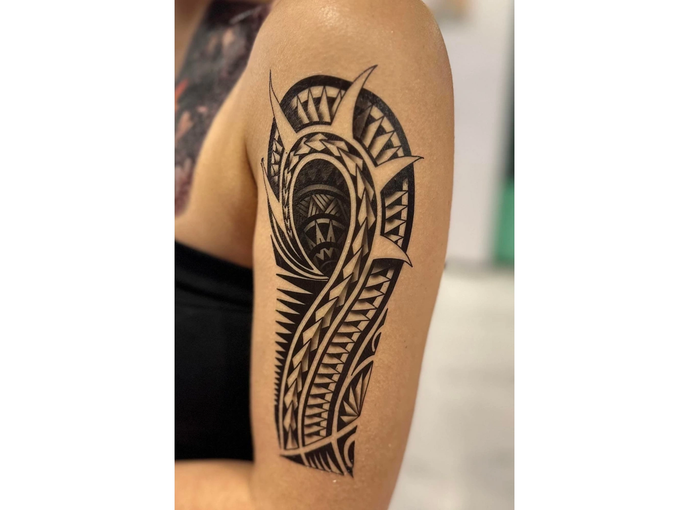 Geçici Tribal Figürlü Dövme Tattoo