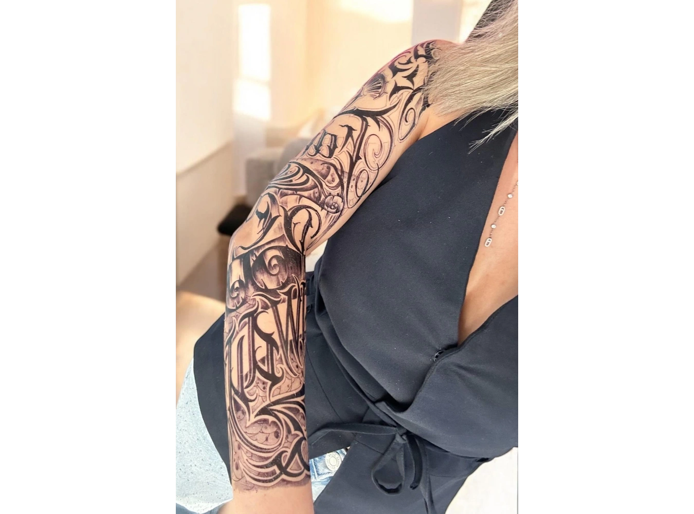 Geçici Yazı Detaylı Dövme Tattoo